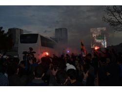 Fenerbahçe, İnönü'ye Hareket Etti