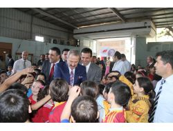 Riyad Uluslararası Türk Okulu Öğrencileri Bakan Çağlayan'dan Okul İstedi