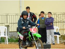 Ödemiş'te Çocuklara Ücretsiz Motosiklet Eğitimi Veriliyor