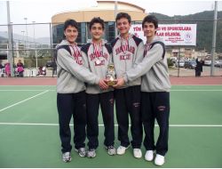 Yamanlar, Liselerarası Teniste Türkiye İkincisi Oldu