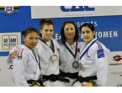 Judoda Bayanlar Prag’dan İki Gümüş, Bir Bronz Madalya İle Dönüyor