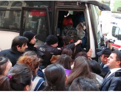 Müdürlüğü Basıp Eylem Yaptılar