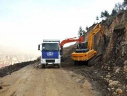 Afyonkarahisar'da Belediyenin Açtığı Yeni Yol Şehir Merkezindeki Trafik Yoğunluğunu Azaltacak