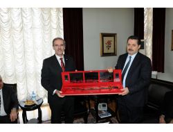 Bakan Çelik, Başkan Altepe'yi Ziyaret Etti