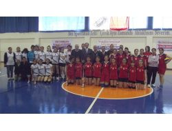Genç Kızlar Voleybol Şampiyonu Besni Belediye