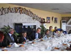 Vali Güner, Şehit Aileleri İle Yemekte Buluştu