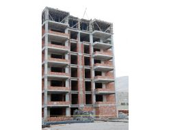 Demir Ustası 8 Kattan Yere Düşüp Öldü