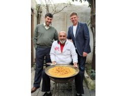 Tarih Kokan Evde Antakya’nın Hoşgörüsünü Soluyorlar