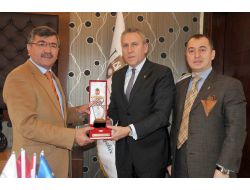 Macaristan Başkonsolosu'ndan Başkan Akdoğan'a Ziyaret