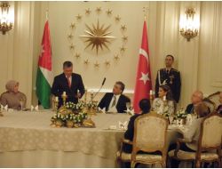Ürdün Kralı Hüseyin'e Akşam Yemeği