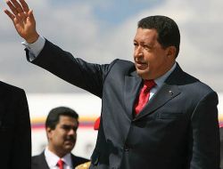 Hugo Chavez Sevenlerini Yasa Boğdu