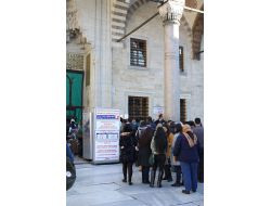 Turistler Sultanahmet’e Tek Tip Kıyafetle Girecek