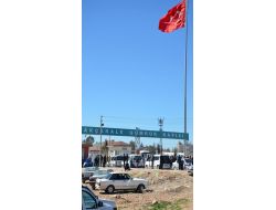 Türkiye, Sınır Ötesine Mülteci Kampı Kuruyor