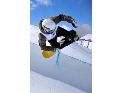 Palandöken'de Bu Sefer Fırtına Değil, Snowboardçılar Esti