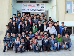 Çınarder'in Mezunları İle Eğitim Gören Öğrenciler Buluştu