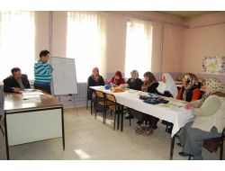 Eflani Halk Eğitim Merkezi Meslek Sahibi Yapıyor