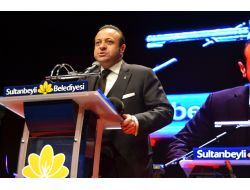 Bakan Bağış: Başbakanımızın Mahkumiyeti Adalet Şiiriyle Bozuldu