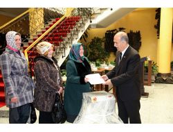 Vali Harput'tan Misi’li Kadınlara Hamur Yoğurma Makinesi