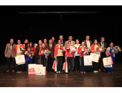 Resimler, 'Engelsiz Bir Dünya' İçin Çizildi