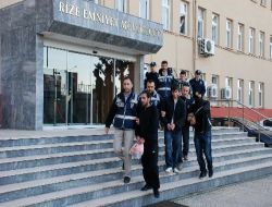 Rize'de 11 Otomobili Çalan 4 Kişi Tutuklandı!!