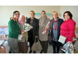 Hastanede Tedavi Gören Kadınlar Unutulmadı