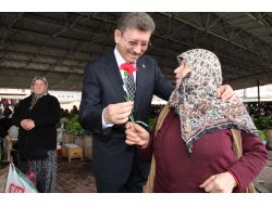 Vali Savur, Kadınlar Pazarı Esnafını Ziyaret Etti