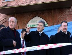 Cumhurbaşkanı Gül, Yılın İlk Gününe Ulus'un Çamurlu Sokaklarında İnceleme Yaparak Başladı!