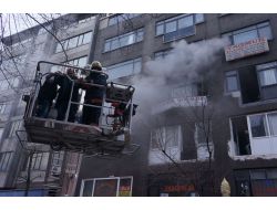 Kağıthane’de Yangın: Mahsur Kalan 7 Kişi Kurtarıldı