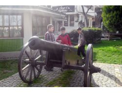 Kocaeli Büyükşehir Belediyesi Bilgievleri Gezilerle Tarihi Öğretiyor