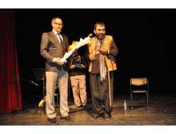 Kınalı Kuzular Hem Ağlattı Hem Düşündürdü