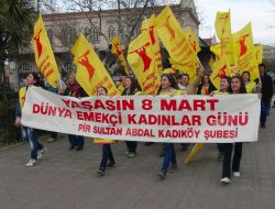 Kadıköy’de ‘Kadınlar Günü’ Yürüyüşü