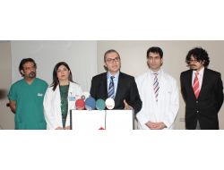 Karnındaki Bebekle Kalp Ameliyatına Girdi, Kendisi De Bebeği De Hayata Tutundu