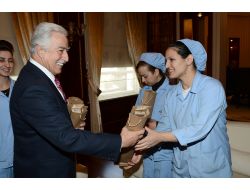 Başkan Aldırmaz, Kadın Temizlik Personelini Konuk Etti