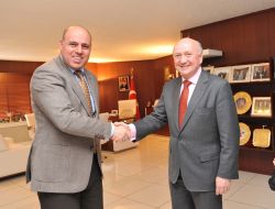 İngiltere Büyükelçisi Reddaway, Ayanoğlu'nu Ziyaret Etti