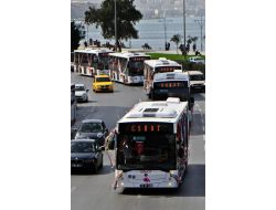 İzmir Büyükşehir Belediyesi 70 Otobüsü Daha Teslim Aldı
