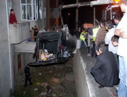284 Promil Alkolle Apartmanın Bahçesine Uçtu!!