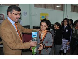 Belediye Başkanı Akdoğan’dan Öğrencilere Satranç Takımı