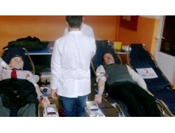 Hopa Atatürk Lisesi'nden Kan Bağışı Kampanyası