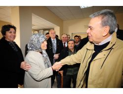 Kocaoğlu Foça Gerenköy'e Çok Amaçlı Salon Sözü Verdi