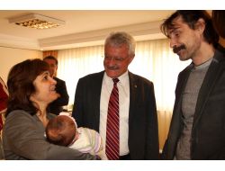 Behzat Ç., Kadın Sığınma Evine 5 Bin Tl Bağış Yaptı