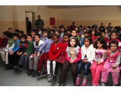 Öğrenciler Diş Fırçalamayı ‘örnek Çocuk’la Sevecek