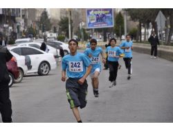 Newroz Koşusunda Madalyalar Sahibini Buldu