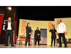 Tarsus 7. Uluslararası Türk Dünyası Tiyatro Günleri Başladı