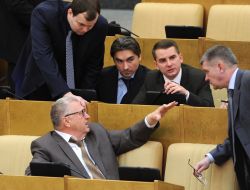 Jirinovski Kırbaçladığı Eşeğini Sattı