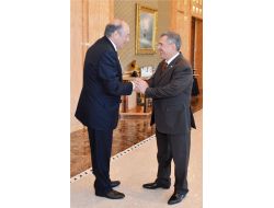 Tatar Liderden Türk Yatırımcılara Övgü