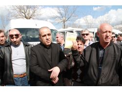 'S' Plaka Mağdurlarından Kornalı Ve Halaylı Protesto