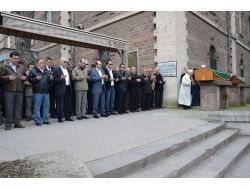 Balıkesirli Hayırsever Firdevs Hattatoğlu Toprağa Verildi