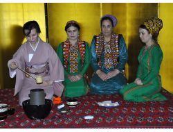 Türkmenistan’da Japon Çay Seremonisi