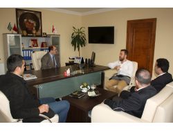 ‘selçuklu Mutfağı’nın Yazarı Birikimlerini İzgün İle Paylaştı