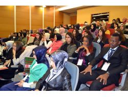 Model Bm Konferansında, 'Esed’a Destek Veren Ülkeler Kınansın' Önerisi